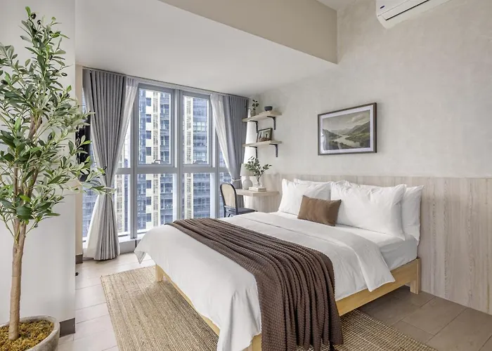 Dreamy Corner 2br And Bathtub Work And Relax Bgc *