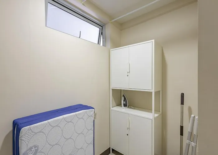 Dreamy Corner 2br And Bathtub Work And Relax Bgc