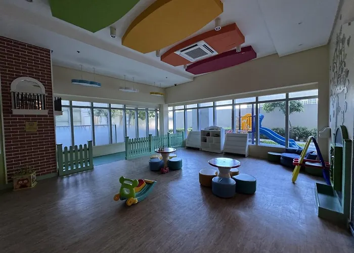 Apartamento Dreamy Corner 2br And Bathtub Work And Relax Bgc Manila